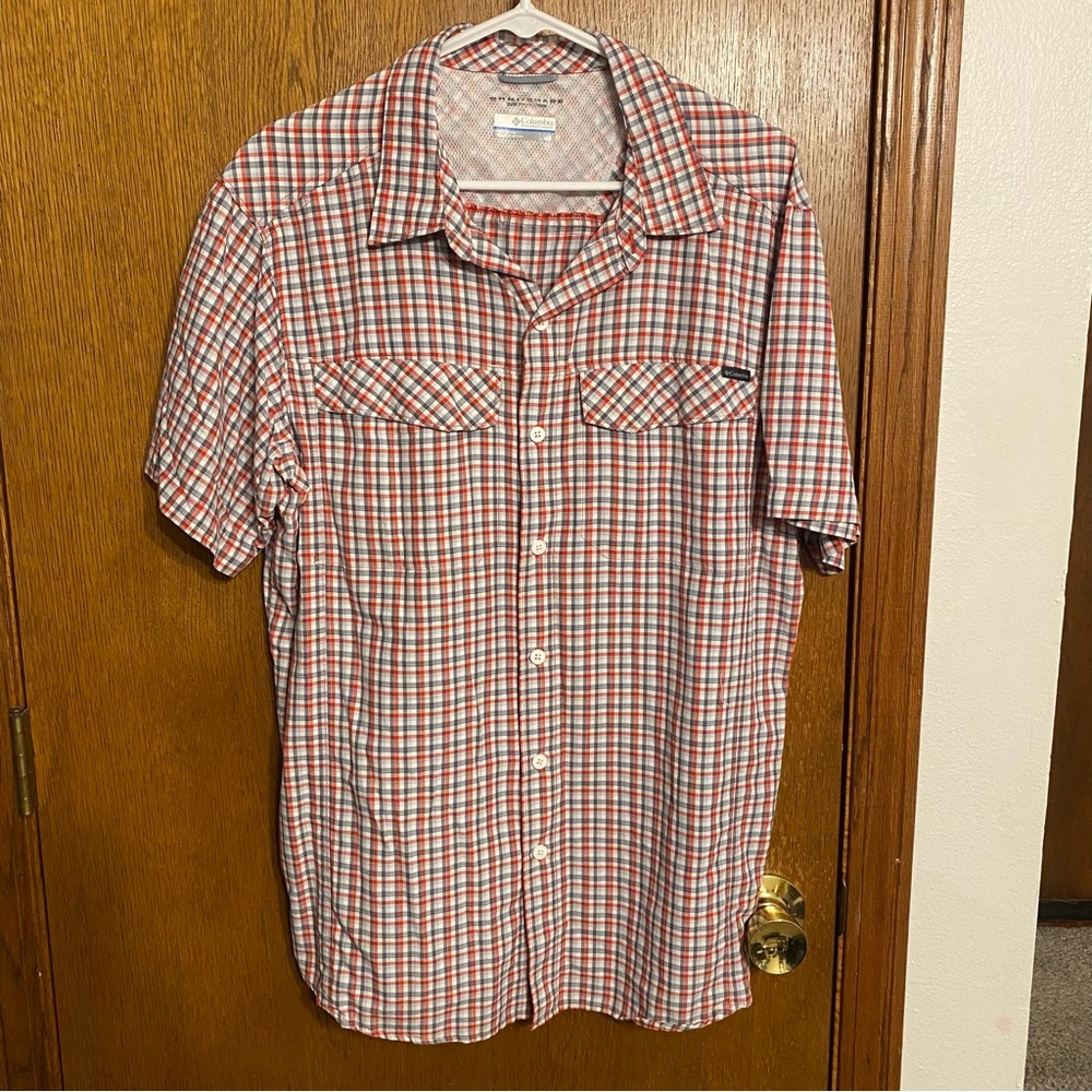 Men’s Large Columbia Ventilated Button Down Short Sleeve Shirt